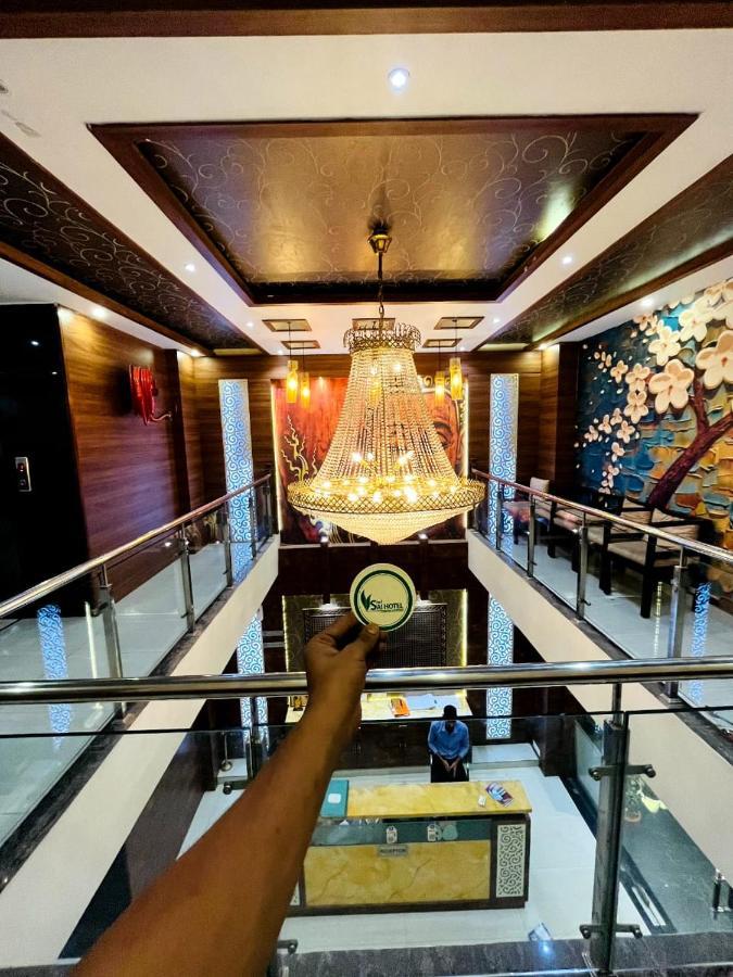 Shri Sai Hotel Āzamgarh 외부 사진
